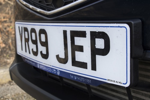 Lipped number plate